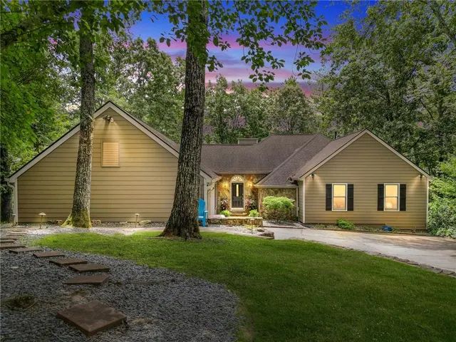 Popular Rivermont Real Estate