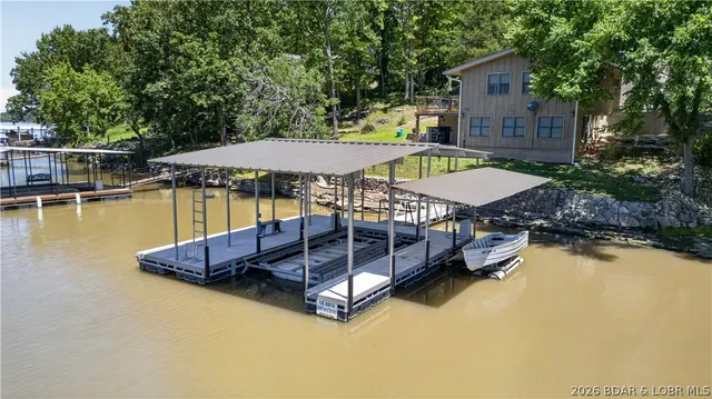 Popular Arrowhead Estates (Benton) Real Estate