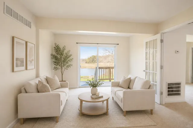 Popular Country Club Park Real Estate