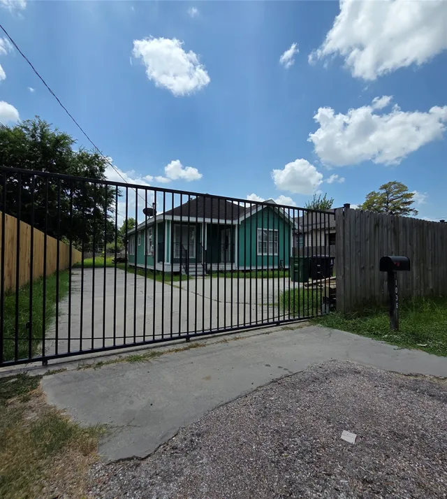 Popular Caperton-Cochran Sec 01 Real Estate