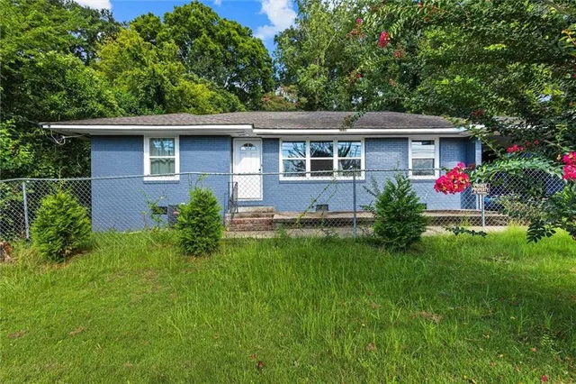 Popular Torch Hill Heights Real Estate
