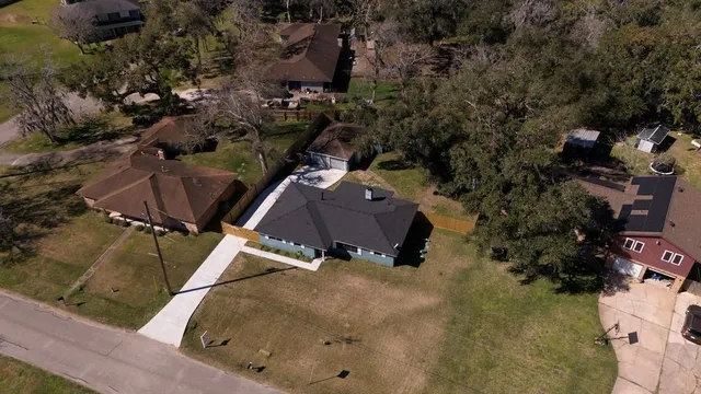 Cheap Tamarind Woods Real Estate