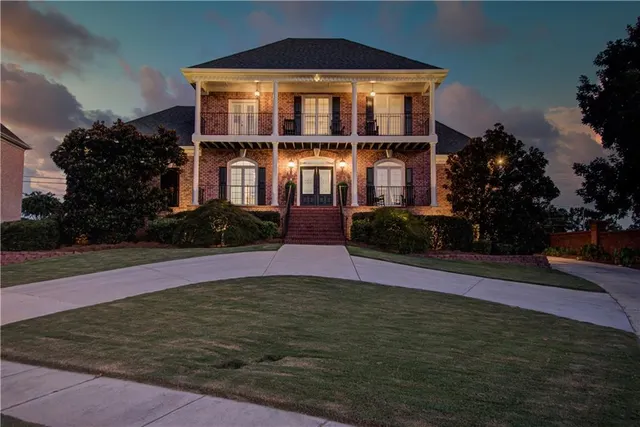 Popular Aberrone Real Estate