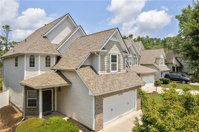 Popular Stonebrooke Commons Real Estate