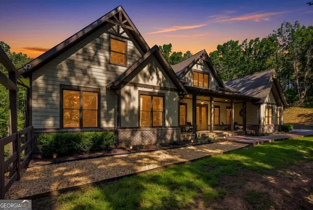 Expensive BROCKINGTON FARMS Real Estate