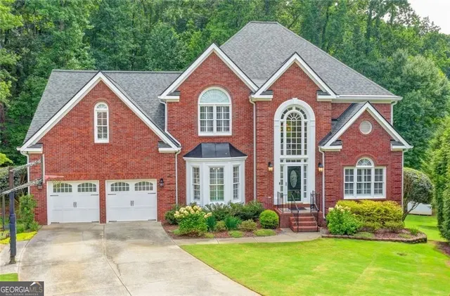 Expensive Lakefield Forest Real Estate