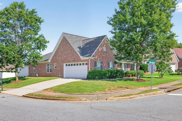 Popular COURTYARDS AT SUGARLOAF Real Estate