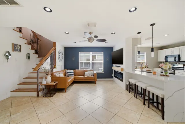 Popular Post Oak Place Sec 04 Real Estate