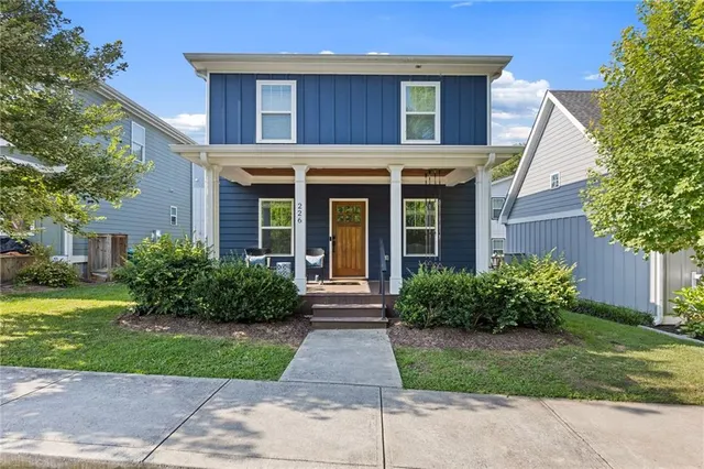 Popular 10 on Old Canton Real Estate