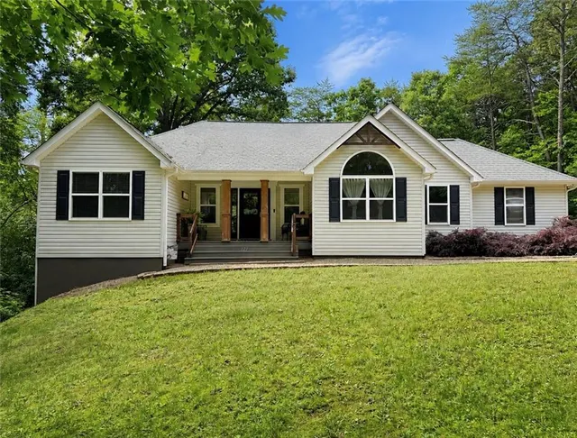 Popular Clarkesville Heights Real Estate