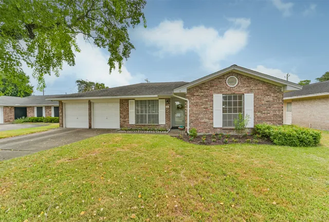 Cheap Sharpstown Country Club Terrace S2 Real Estate