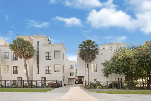 Popular Jetall Real Estate