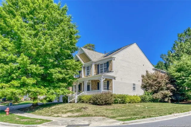 Popular Sutton Springs Real Estate