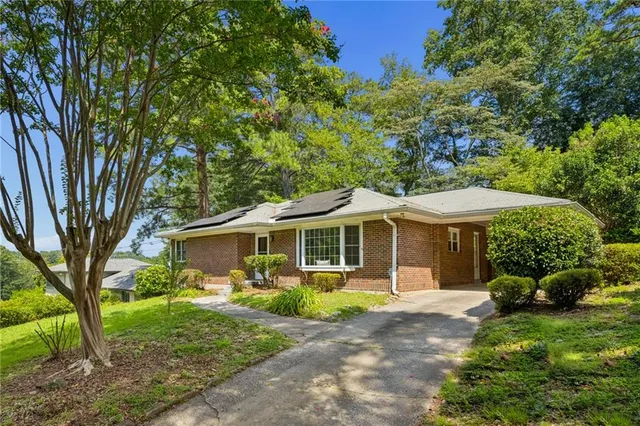 Popular Briar Hills Real Estate
