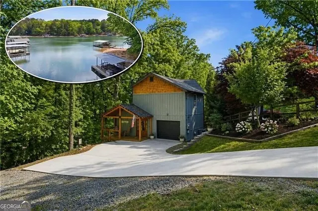 Popular Lake Front Non HOA Real Estate