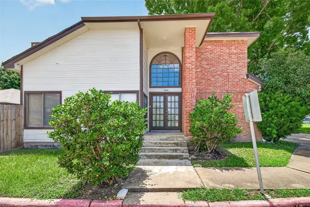 Popular Beechnut Park Sec 01 Real Estate