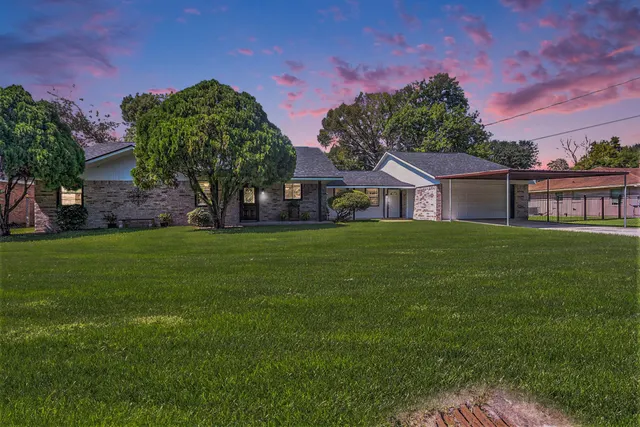 Popular Knowlton Mollie Real Estate