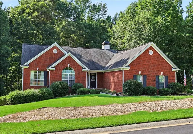 Popular Holders Mill Real Estate