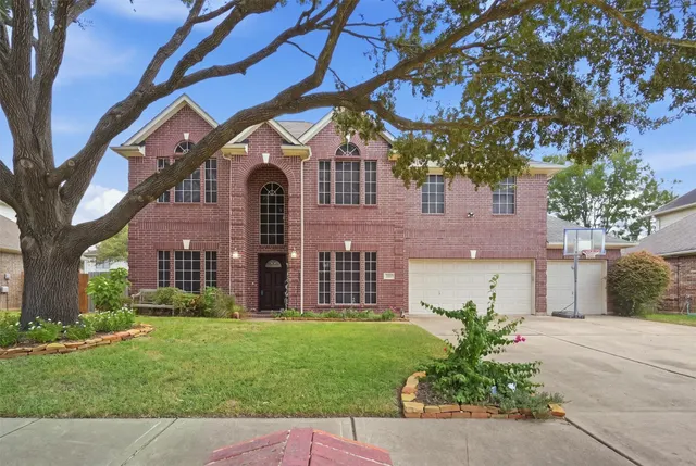 Popular Westfield Pines Sec 02 Real Estate