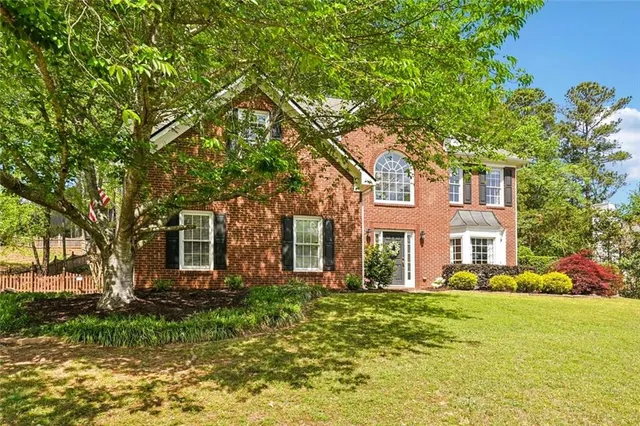 Popular Arbor Clos Real Estate
