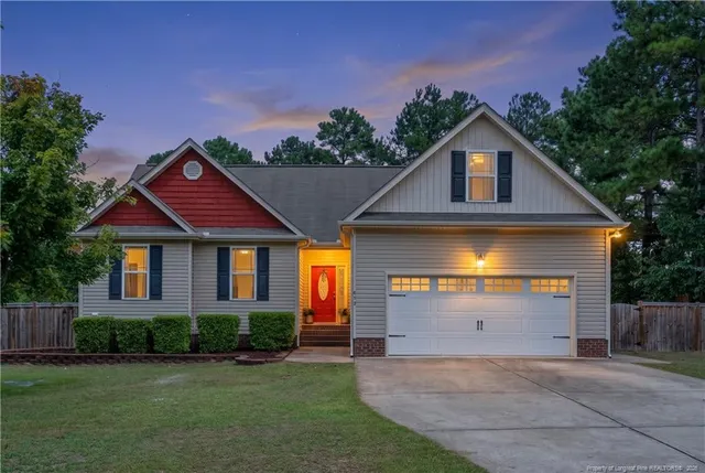 Expensive Tingen Pointe Real Estate