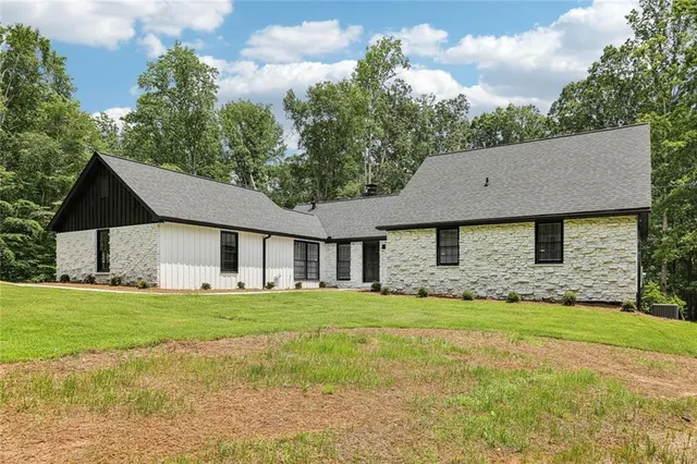Popular Glendale Acres Real Estate