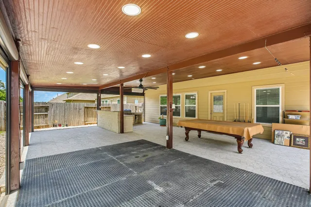 Expensive Foxwood Sec 14 Real Estate