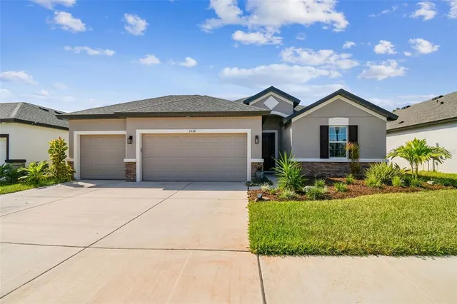 Popular DAVIS HEATHER ESTATES Real Estate