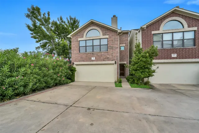 Popular Contemporary Garden Oaks Rep 1 Real Estate