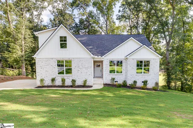 Popular Cobbs Glen Real Estate
