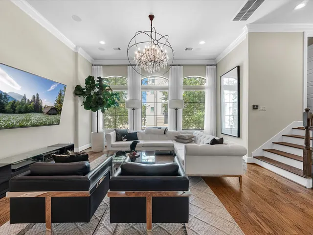 Popular Lillian Terrace Real Estate