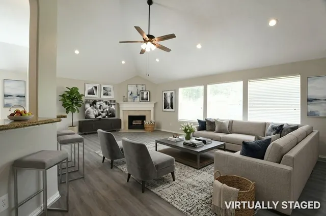 Cheap Windrose Real Estate
