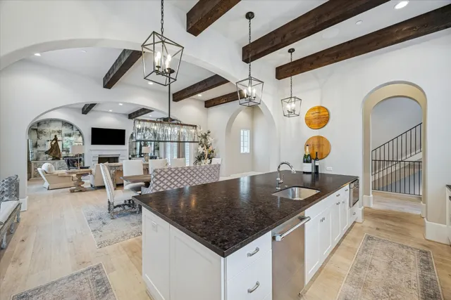 Popular Rosamond Square Real Estate