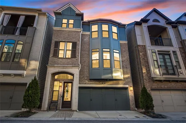 Popular BROADVIEW PLACE Real Estate