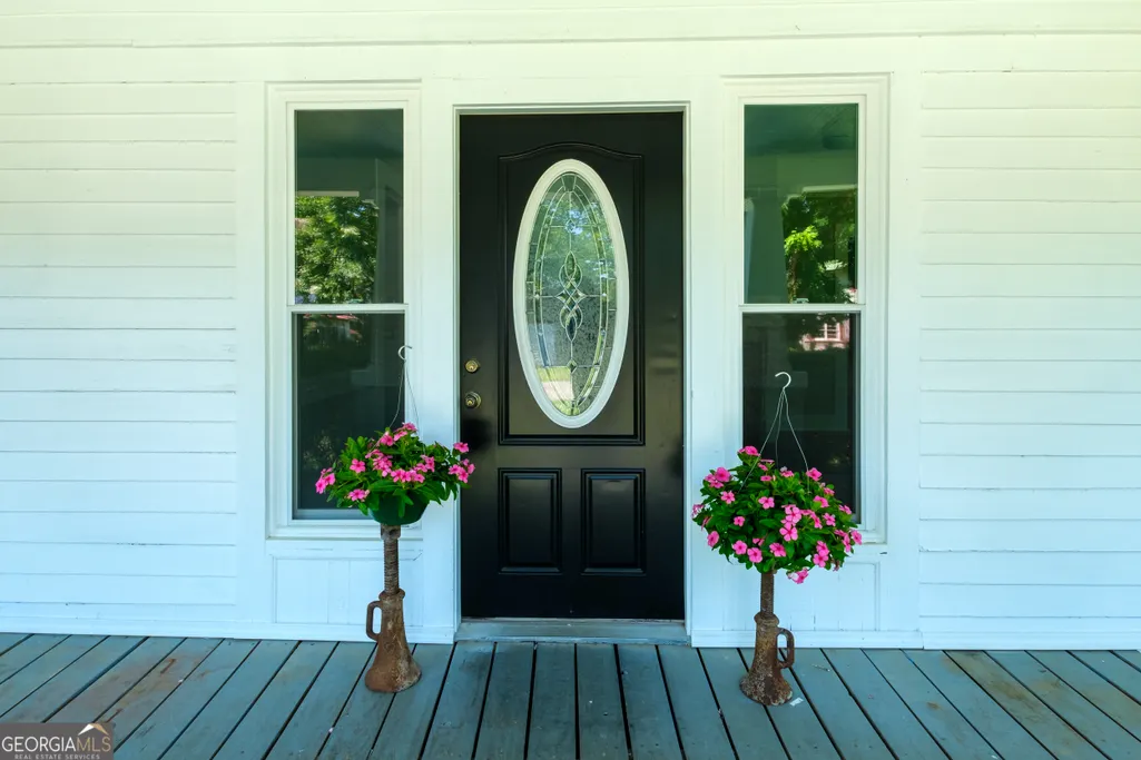 Listing Thumbnail Image 5