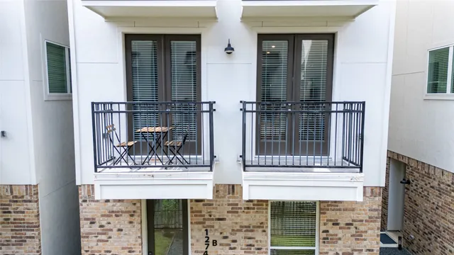 Cheap North Post Oak Terrace Real Estate