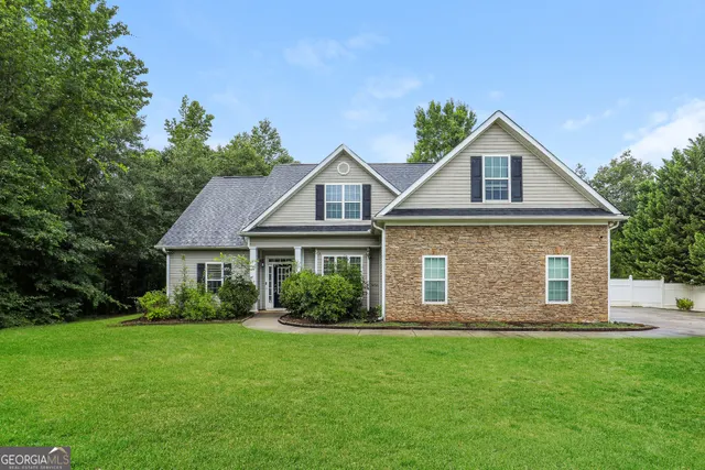 Popular Nottingham Estates Real Estate