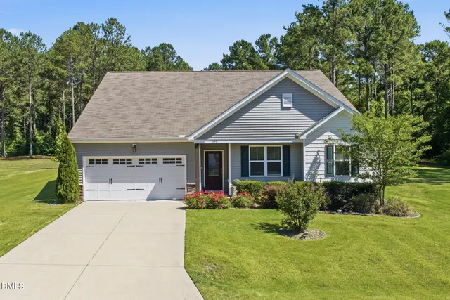 Popular Collins Station Real Estate