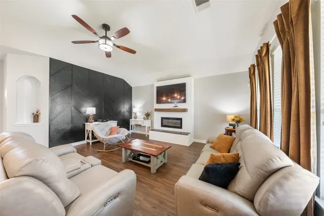 Cheap Magnolia Ridge 04 Real Estate
