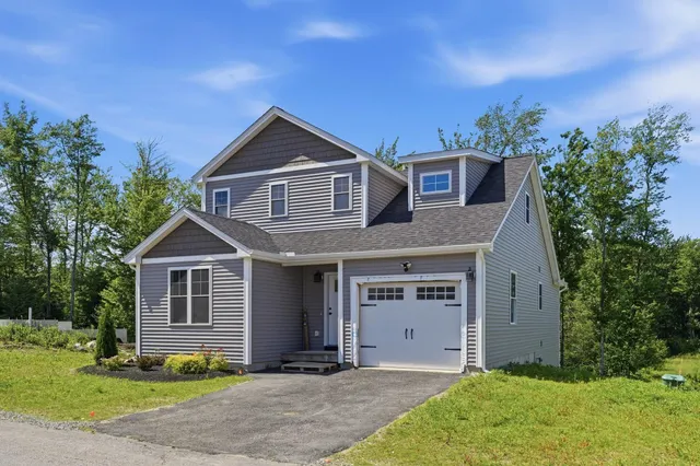Popular Bartons Ridge Condo Real Estate