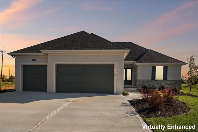 Popular Avalon Villas Real Estate