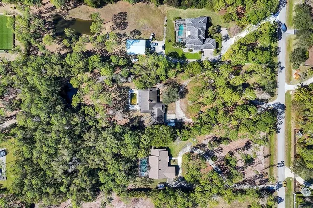 Cheap LIVINGSTON WOODS Real Estate