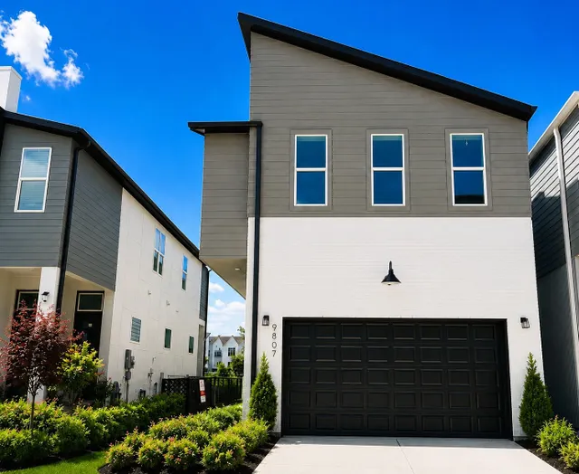 Cheap Avondale Square Real Estate