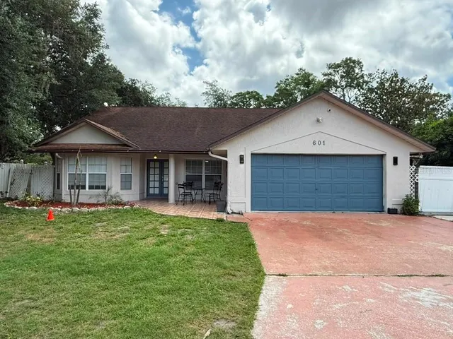 Popular EAST ORANGE PARK Real Estate