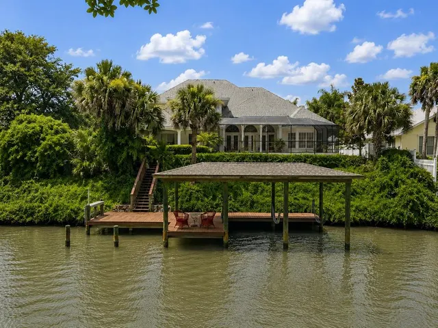 Popular WATERWAY PARK RESUB 01 Real Estate