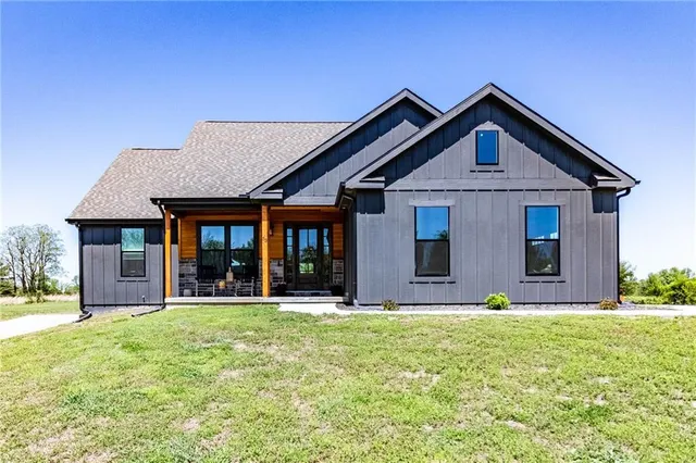 Popular Weatherstone Village Real Estate