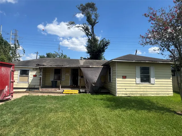 Popular West Jackson Park Real Estate