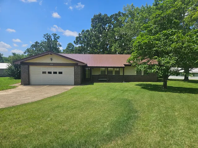 Popular Winona Real Estate