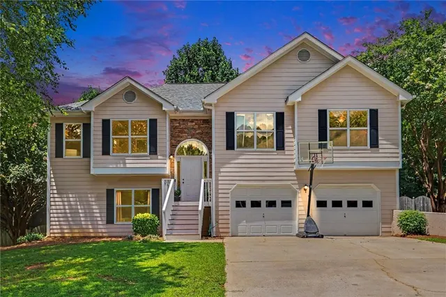 Popular Compass Point Real Estate