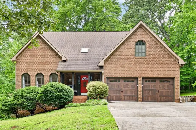 Popular Casteel Heights Real Estate